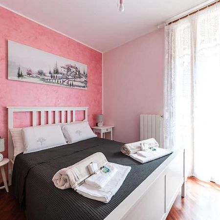 Appartamento Caterina A 5 Minuti Da Milano Fiere E San Siro Con Wifi-Netflix-Free Parking Dış mekan fotoğraf